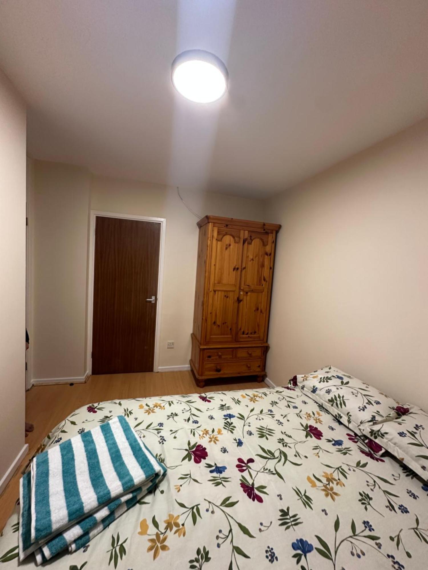 Nice Double Room In Heart Of Londres Exterior foto